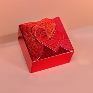 CAIXINHA PARA 4 DOCES CORACAO VERMELHA - UNIDADE